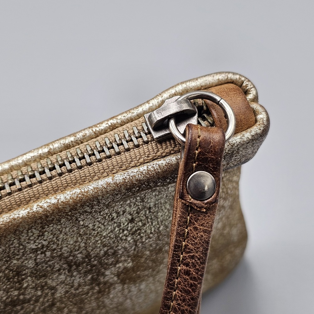 Rough & Tumble Rugged Luxury Made in Maine Gold Brown Wristlet Leather 7.5x4.5" - Picture 5 of 9